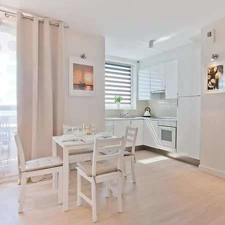 Apartment Trzy Zagle With View By Northside